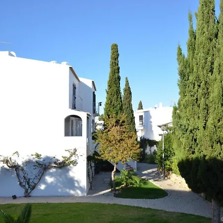 Attractive In With Sea View Apartment